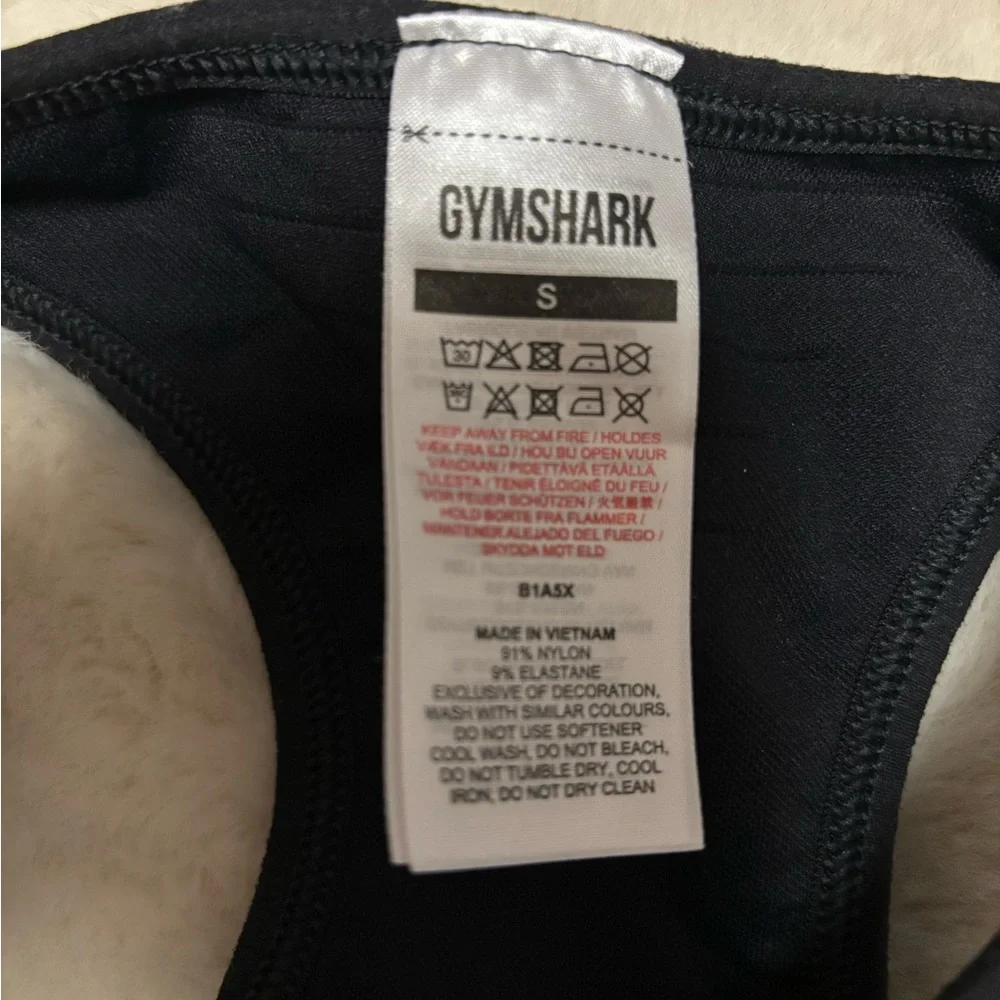 Gymhsark, Energy Seamless Sports Bra - Black S - Picture 5 of 5